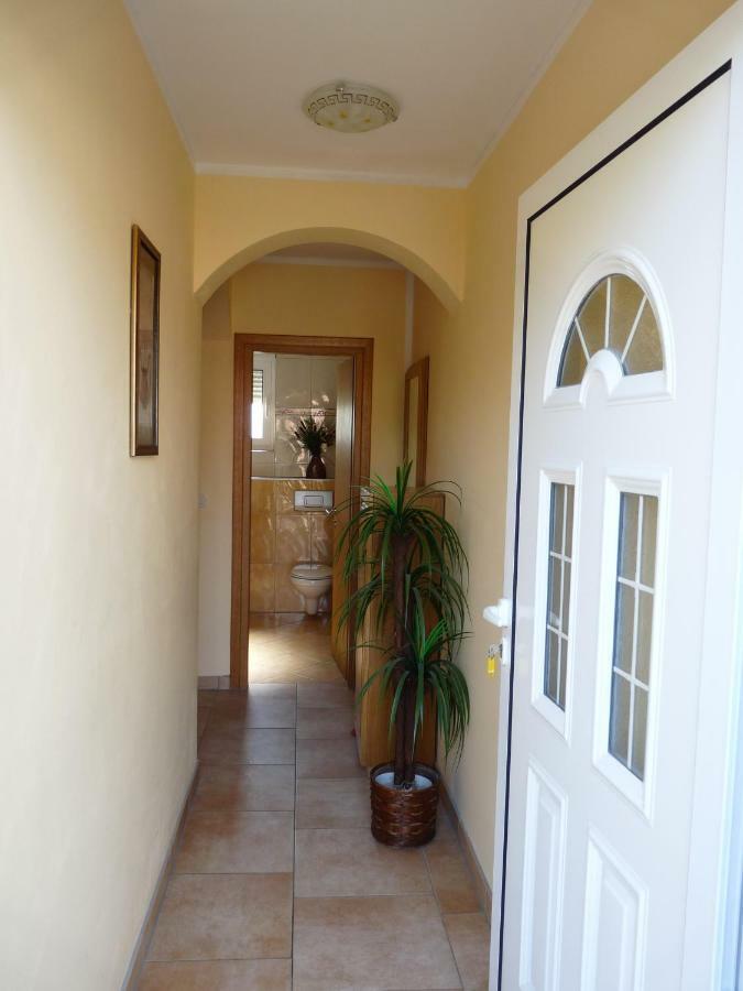 Apartment Vlajina Primosten